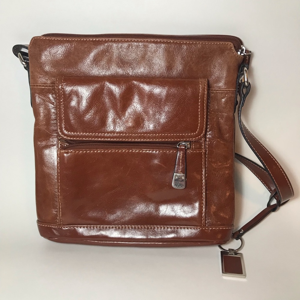 Giani Bernini Glazed Leather Purse In Cognac